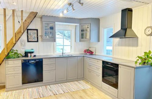 Stromstad O House | The Buar Cabin
