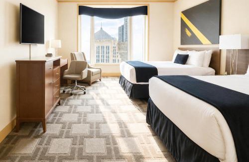 The Loop Hotel | The Buckingham Hotel