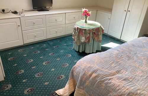 Harrogate House | The Bungalow