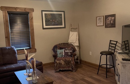 Avella House | The Bunkhouse