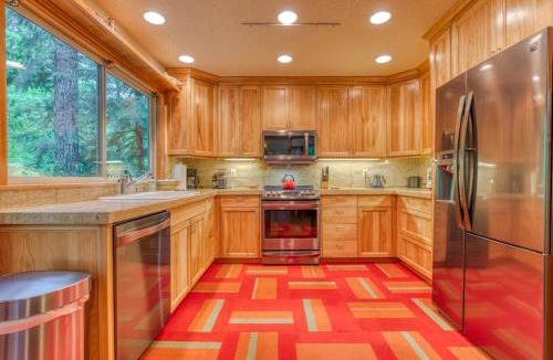 Rhododendron House | The Burrow - Your Forest Refuge by the Sandy River