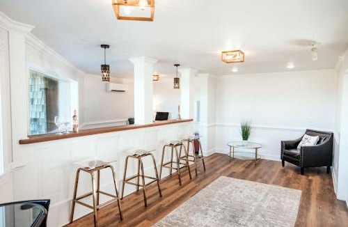 Manteo Bed & Breakfast | The Burrus House Inn Waterfront Suites