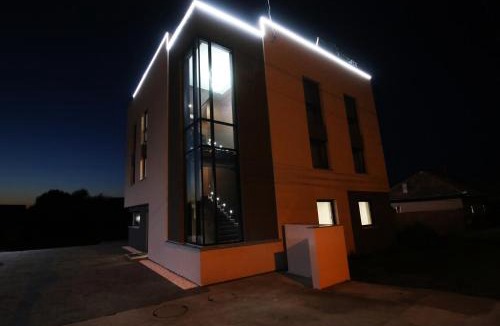 Singeorgiu de Mures House | The Butterfly