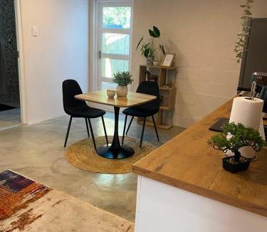 Bloubergstrand Apartment | The Cabernet Cottage - One Bedroom