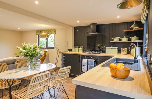 Glyndyfrdwy Cottage | The Cabin at Evelyns Retreat