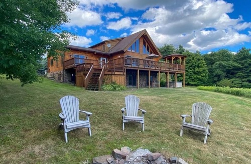 Prattsville House | The Cabin Escape to Luxury, Privacy and Views