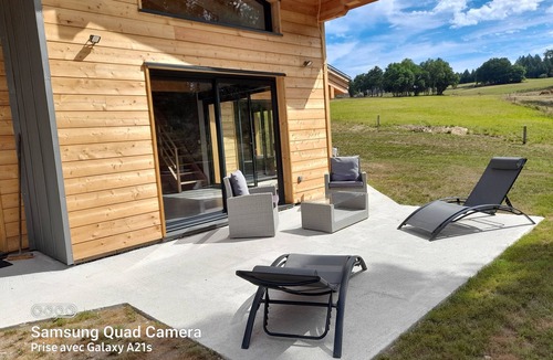 Vitrac-sur-Montane Ski Chalet | The cache