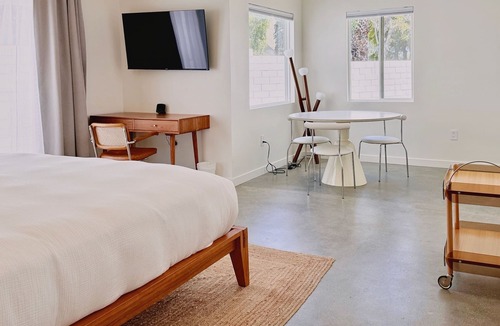Uptown Design District Hotel | The Cactai