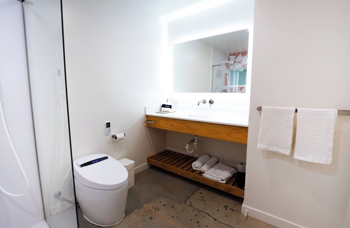 Uptown Design District Hotel | The Cactai