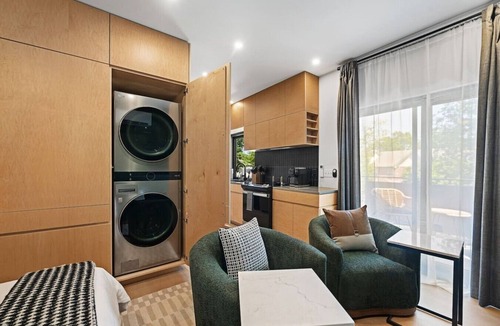 Manhattan Apartment | The Canopy Studio | Nature-Inspired + Walkable