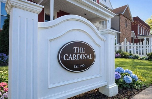 Evansville Apartment | The Cardinal 810 D -3BR-1BA Apt