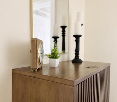 Evansville Apartment | The Cardinal Studio Apartments