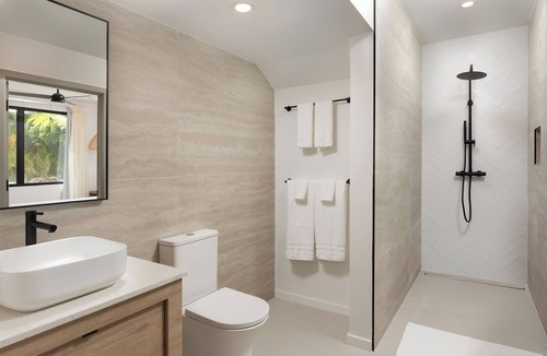 Lower Carlton House | The Carlton Barbados