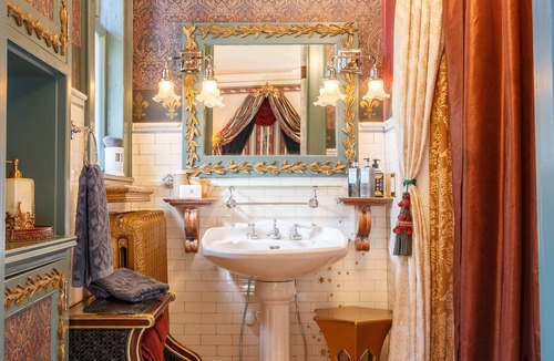 Helena Bed & Breakfast | The Carolina Bed & Breakfast