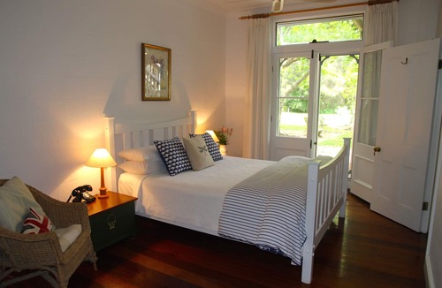 Pokolbin Bed & Breakfast | The Carriages