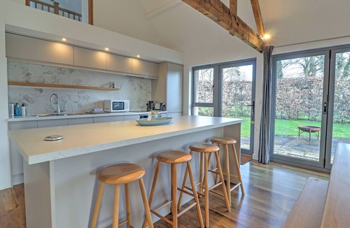 Dunbridge Apartment | The Cart Shed - UKC8980