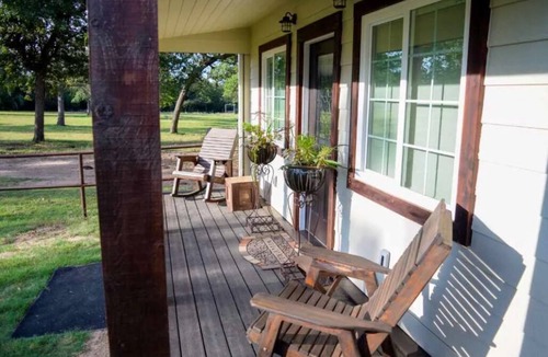 Jeddo House | The Casita & Longhorn Lodge at Davis Ranch Retreat