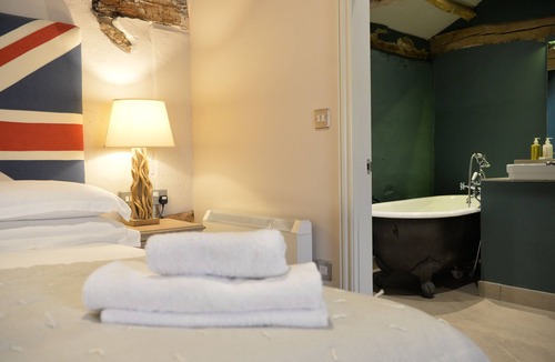 Spofforth Hotel | The Castle Inn