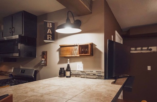 Massillon Apartment | The Cave - Rustic, hiking, biking, fishing, Amish