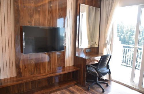 Rampur Bed & Breakfast | The Cedar Villa
