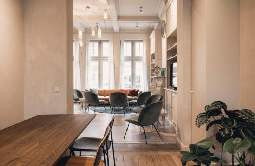 Ieper House | The Chamberlain