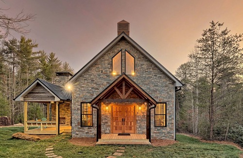 Clarkesville Cottage | The Chapel is a Brand New Secluded Get-A-Way with Top of the Line Amenities