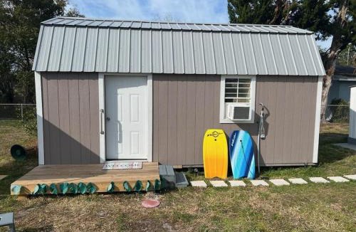 Edgewater House | The Charming private cottage by the Beach