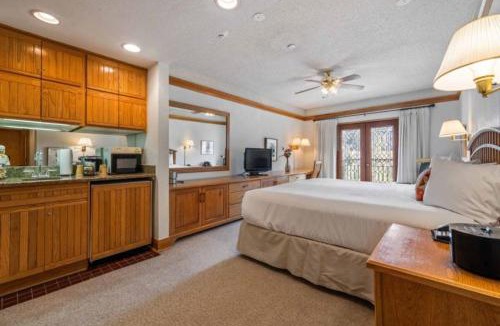 Beaver Creek Hotel | The Charter at Beaver Creek C335