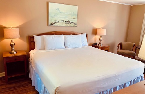 West Chatham Hotel | The Chatham Motel