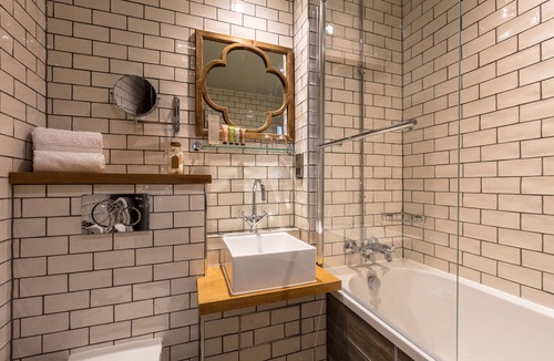 Exeter Hotel | The City Gate Hotel