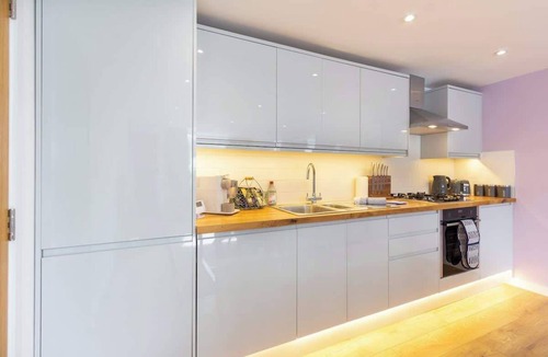 Montpelier Apartment | The City retreat - 1 BD Flat
