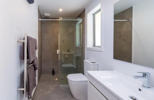 Lowburn Ski Chalet | The Claim Accommodation