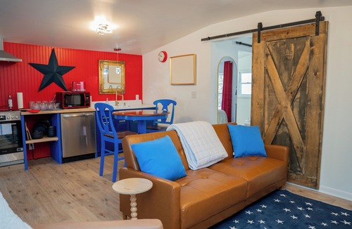 Metropolis House | The Clark: Where Superheroes Sleep