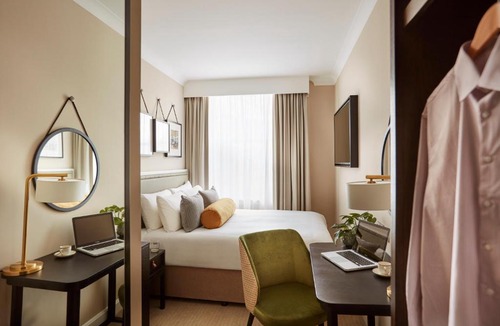 Warwick Hotel | The Clermont London, Victoria