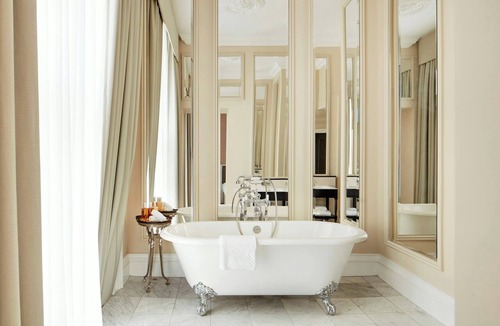 Warwick Hotel | The Clermont London, Victoria
