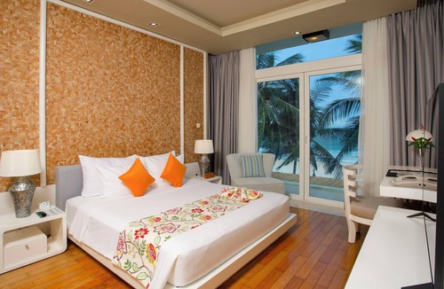 Phu Hai Beach Hotel | The Cliff Resort & Residences
