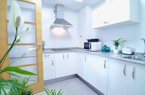 Viveiro Apartment | The Cliffs - Sunset Village Beach 3E