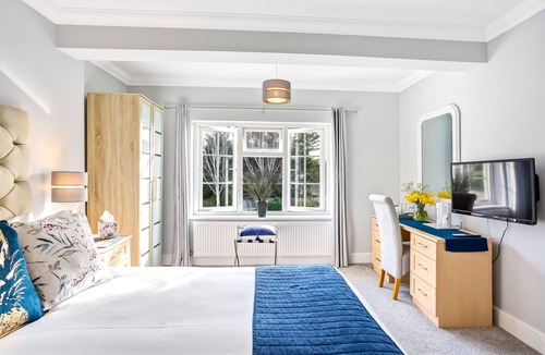 Felpham Bed & Breakfast | The Coast House B&B