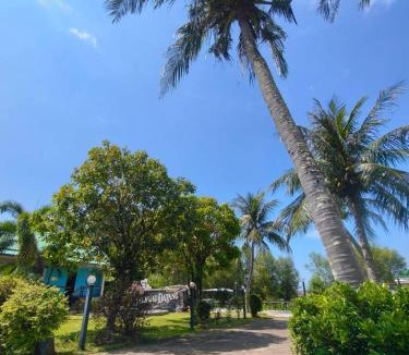 La-ngu Hotel | The Coco Grand Chalet
