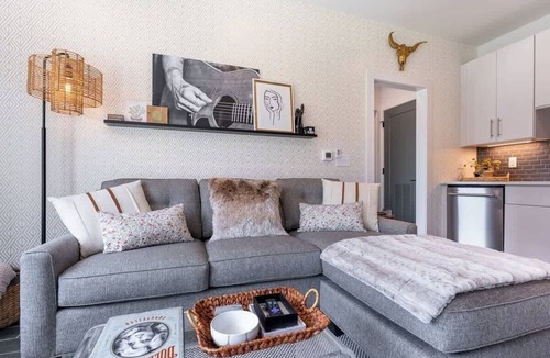 Hillsboro Village Condo | The Commodore - Steps Away from Hillsboro Village