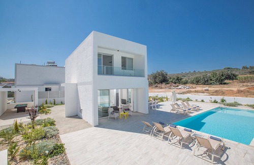 Protaras Villa | The Complete Guide to Renting Your Exclusive Holiday Villa in Protaras with Private Pool and Close to the Beach