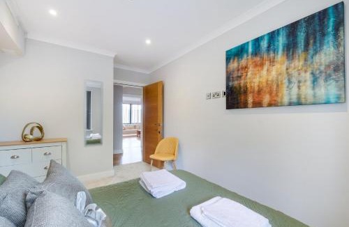 Syon Apartment | The Concord House Luxury 2 Bedroom Apartments