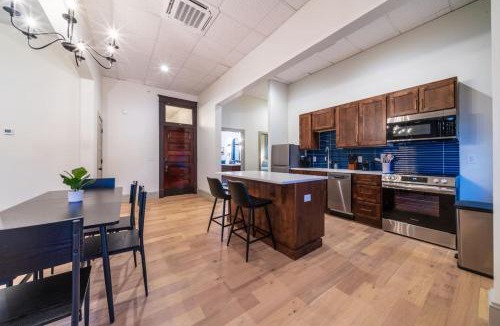 Sedalia Apartment | The Conservatory