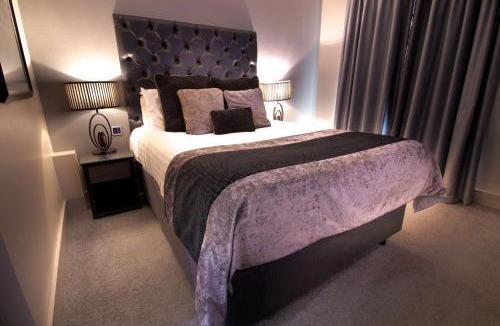 London Borough of Hounslow Hotel | The Continental Hotel and Spa, Heathrow