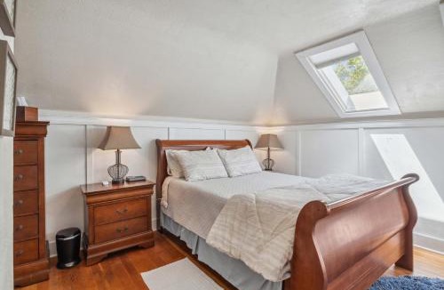 Independence Bed & Breakfast | The Cooperhouse