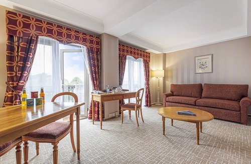 Bracknell Hotel | The Coppid Beech Hotel