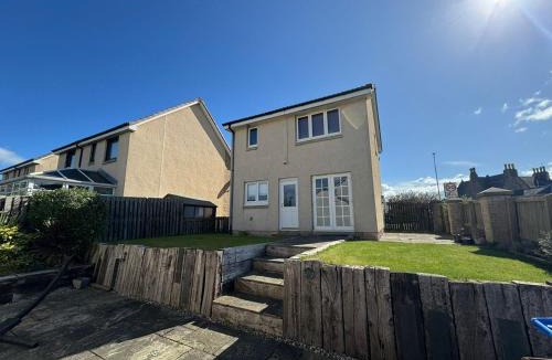 Kilrenny Apartment | The Cornerhouse- Perfect for couples & families