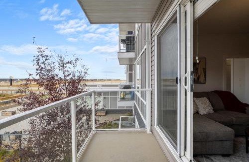 Calgary Apartment | The Cornerstone 2BD 2BA Retreat Pet Friendly
