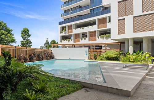 Maroochydore Apartment | The Corso - Sophisticated Living with Waterway Views