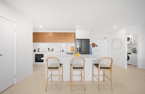 Maroochydore Apartment | The Corso - Sophisticated Living with Waterway Views